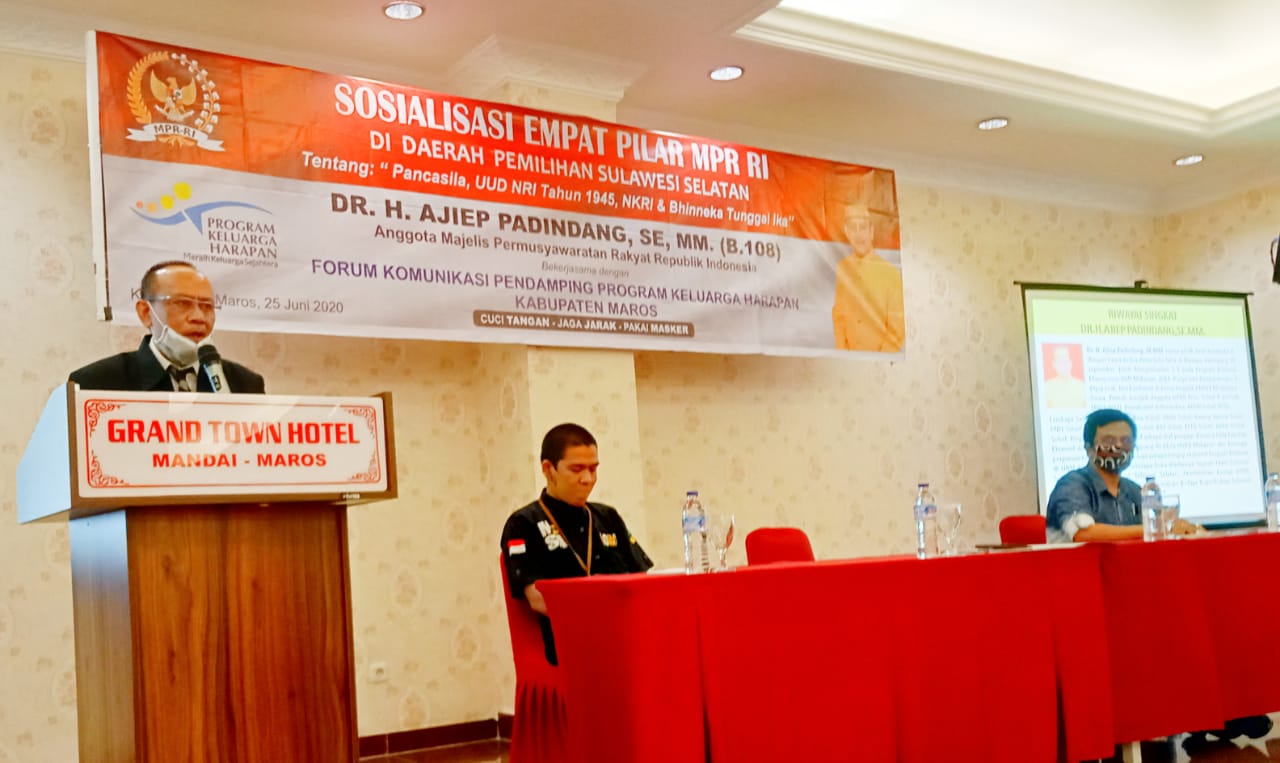 H.Ajiep Padindang Anggota MPR/DPD RI Lakukan Sosialisasi Empat Pilar di Kabupaten Maros