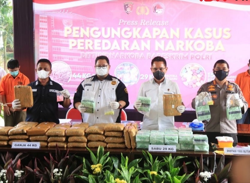 Bareskrim Polri Ringkus Jaringan Peredaran Narkoba Lintas Provinsi Jawa-Sumatera