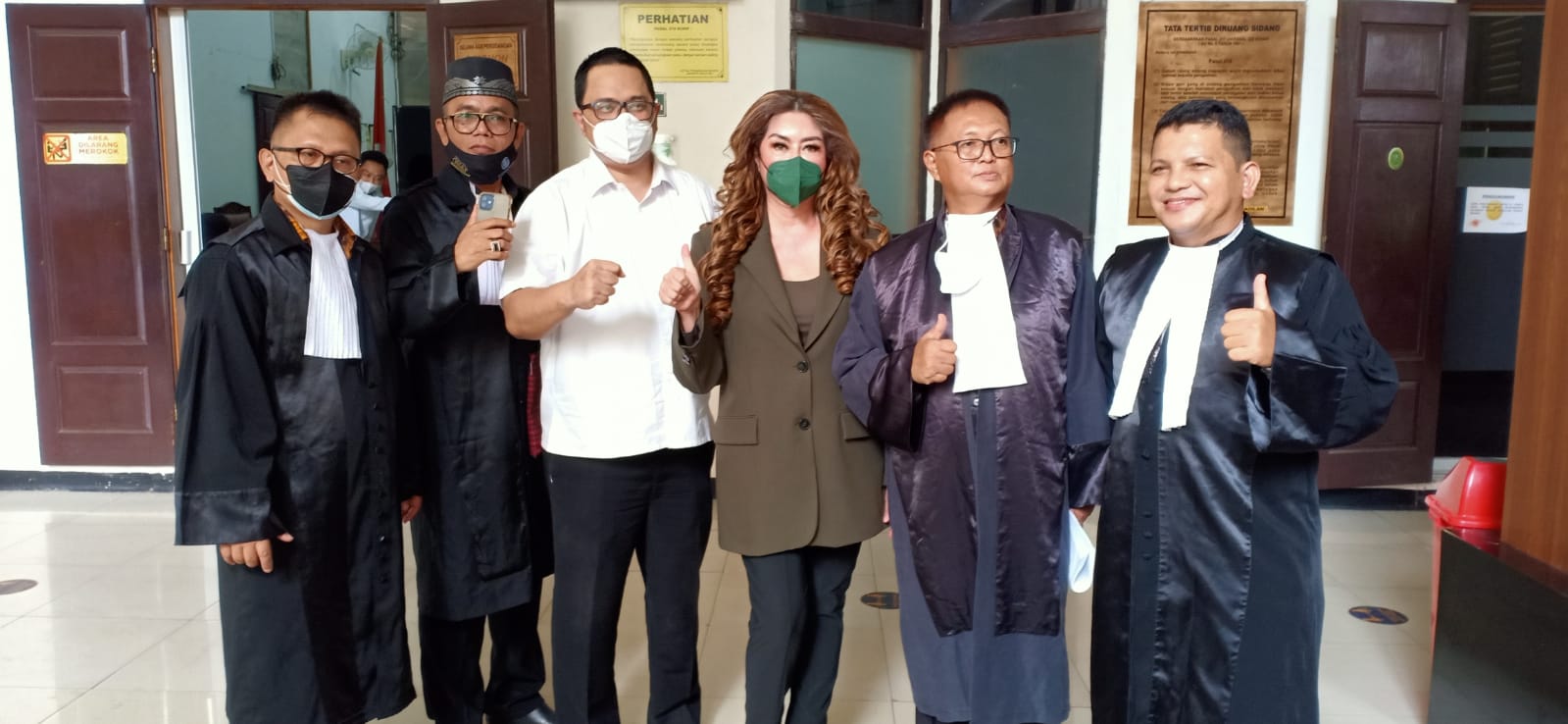 JPU Tuntut Bebas Titi Sumawijaya dan Jack Boyd Lapian dari Kasus Pencemaran Nama Baik Andrew Darwis