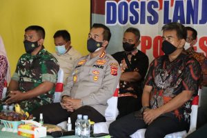 Dalam Rangka Vaksinasi Merdeka Anak, Kapolresta Cirebon Hadir Zoom Meeting Kapolri