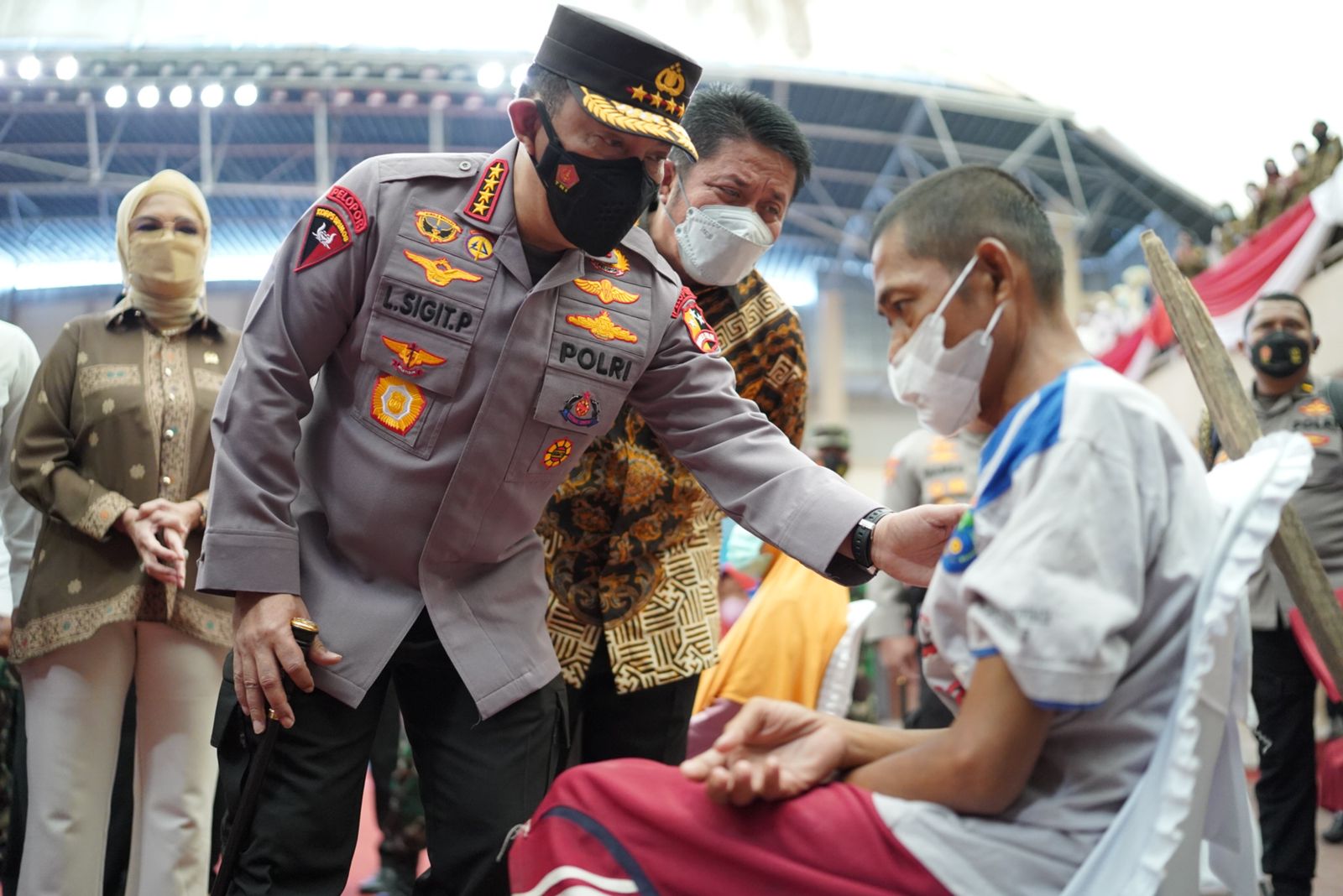 Kapolri Tinjau Vaksinasi Se-Indonesia, Dorong Percepatan Target Dosis 2 dan Booster