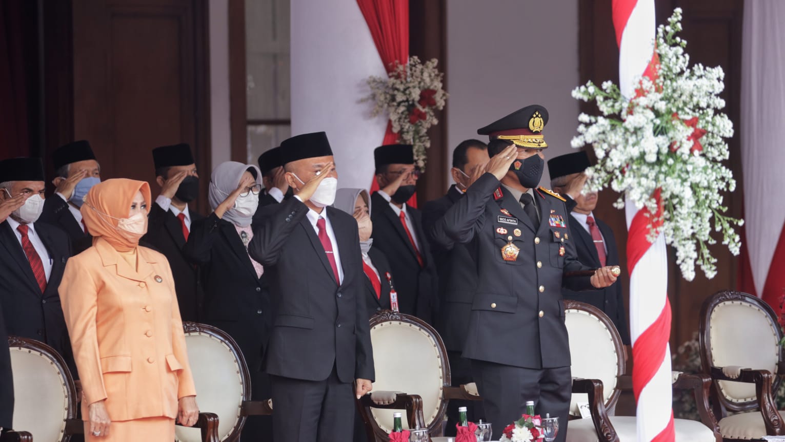 Momen Harkitnas ke 114, Khofifah Ajak Arek-Arek Jawa Timur Gotong Royong Wujudkan ‘Optimis Jatim Bangkit’